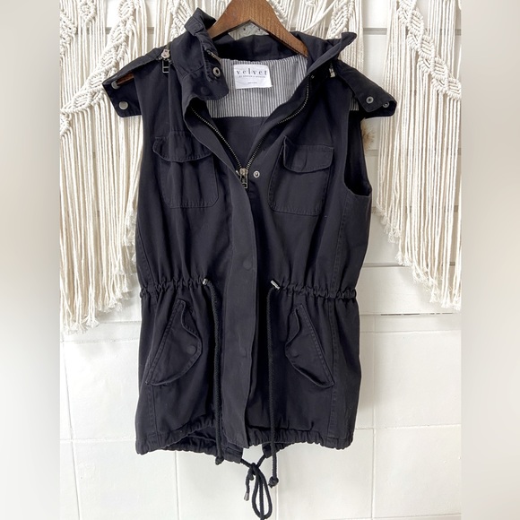 Velvet by Graham & Spencer Odela Hooded Vest - Picture 3 of 8